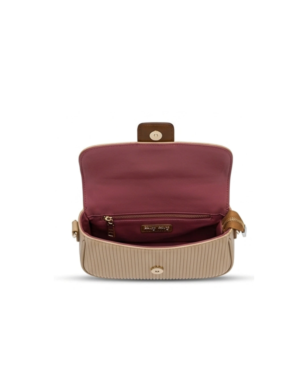 The Minimalist Ribbed Flap Pouch
